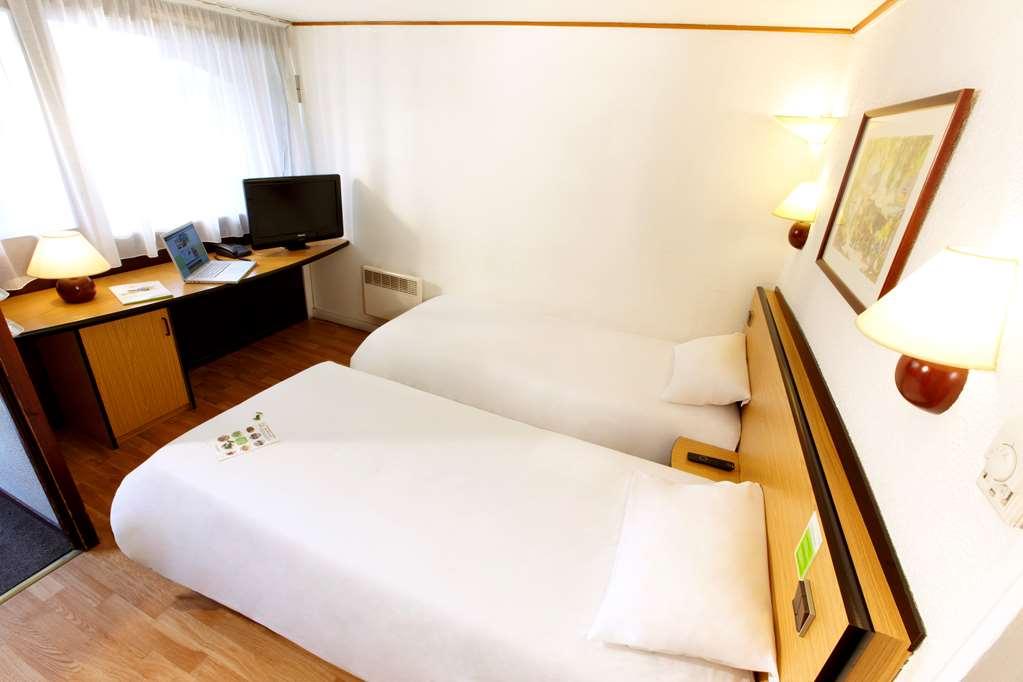 Campanile Hotel Dartford Extérieur photo