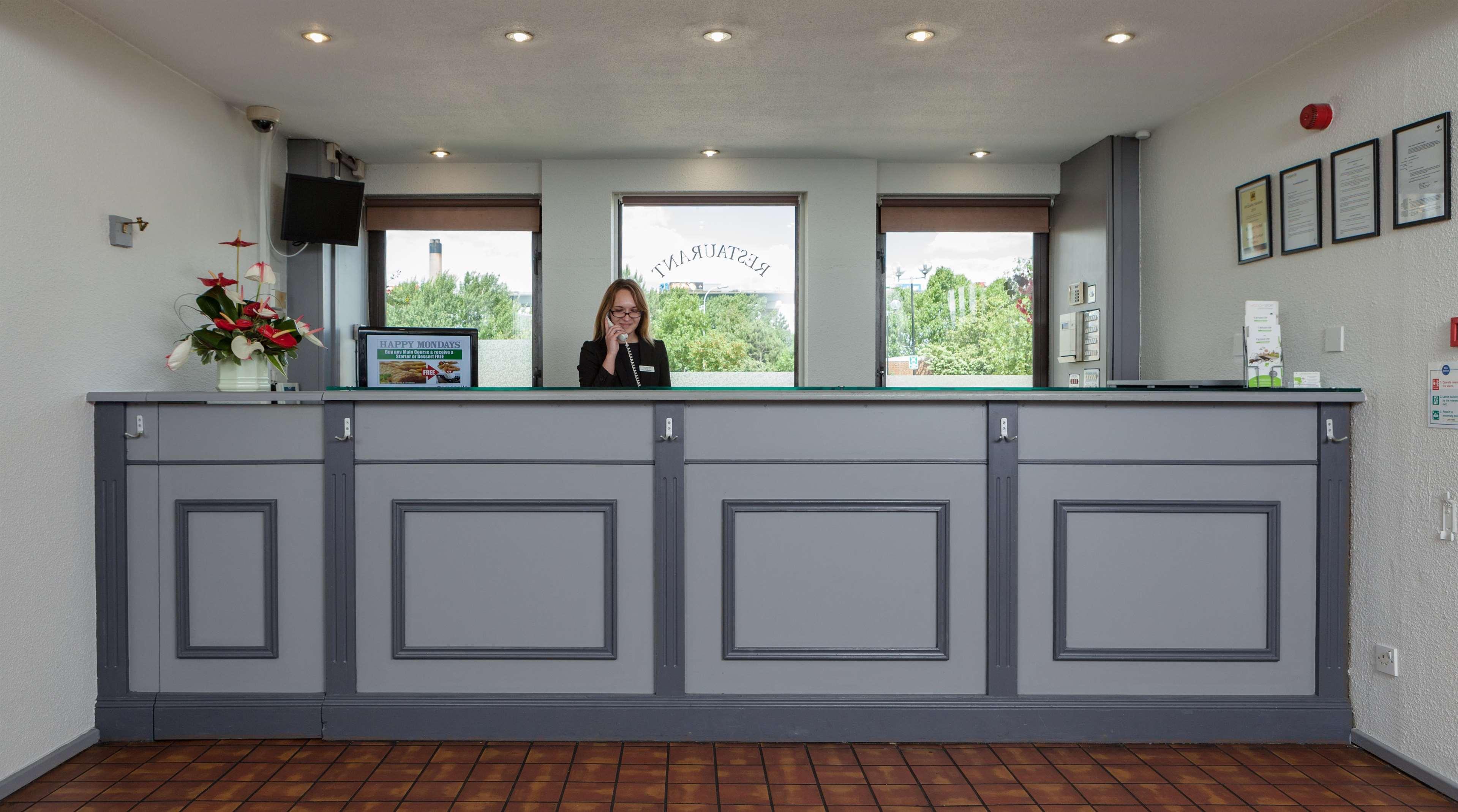 Campanile Hotel Dartford Extérieur photo